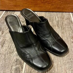 Mootsies Tootsies Black Leather Mules with Heel